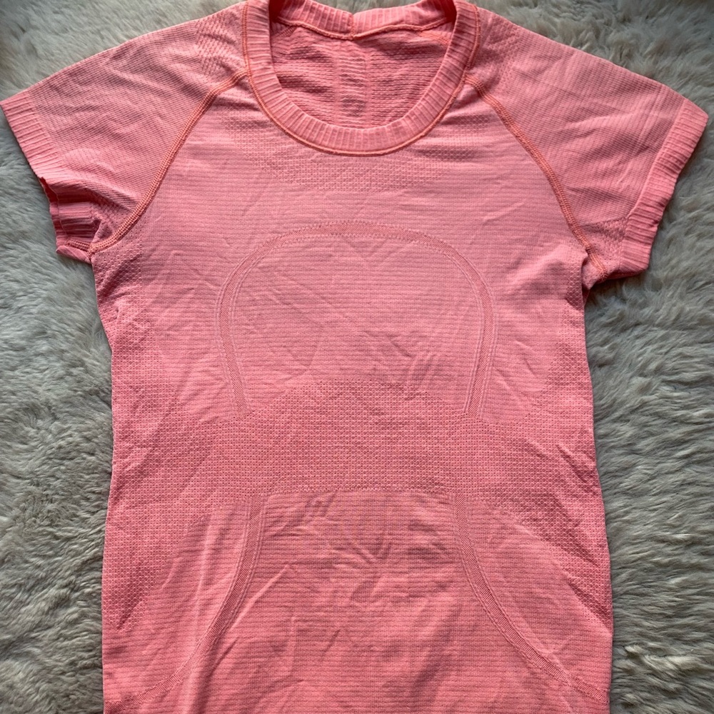Lululemon top
